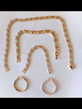 Tri Color Necklace Set